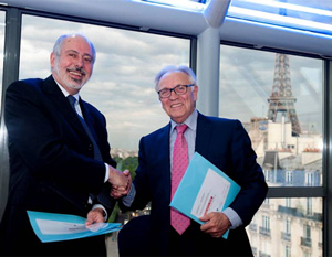 Signature IRSN Anccli 2013 - Jacques Repussard (à gauche) et Jean-Claude Delalonde (à droite)
