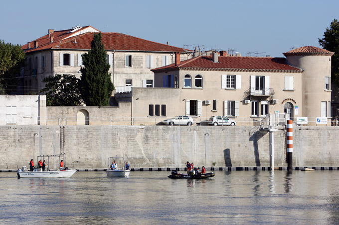 À Arles, le tritium présent dans le fleuve est estimé à environ 300 TBq/an