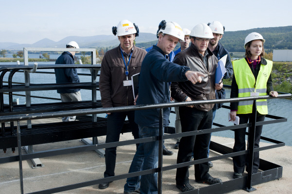 Inspection de la station de pompage de l'eau de refroidissement,  centrale nucléaire de Cruas