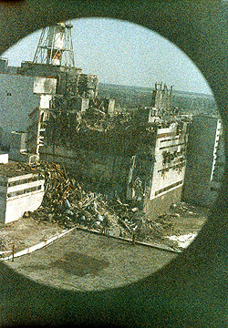 Première photo du réacteur, pellicule marquée par l’intensité des rayonnements