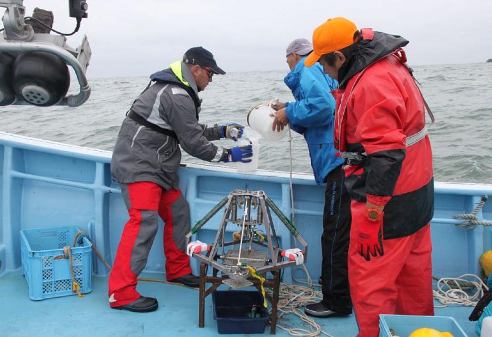Accident de Fukushima Daiichi: campagne de prélèvement d'eau de mer au Japon