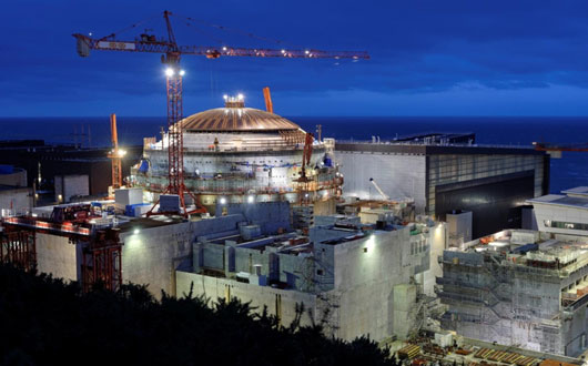 Bâtiment réacteur de la centrale de Fessenheim (Haut-Rhin)